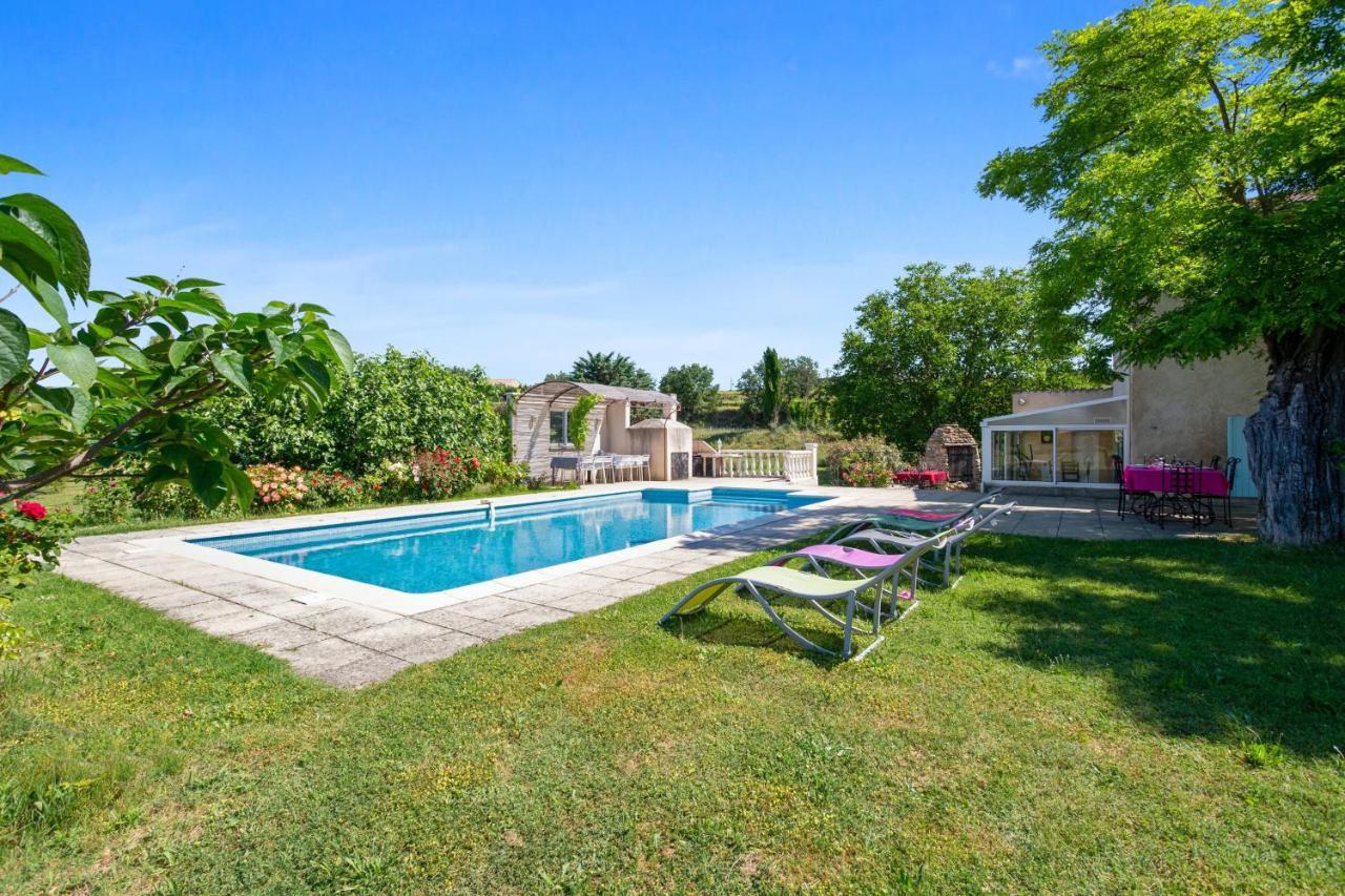 Villa Charmante A La Tour-D'Aigues Avec Piscine Privee Экстерьер фото